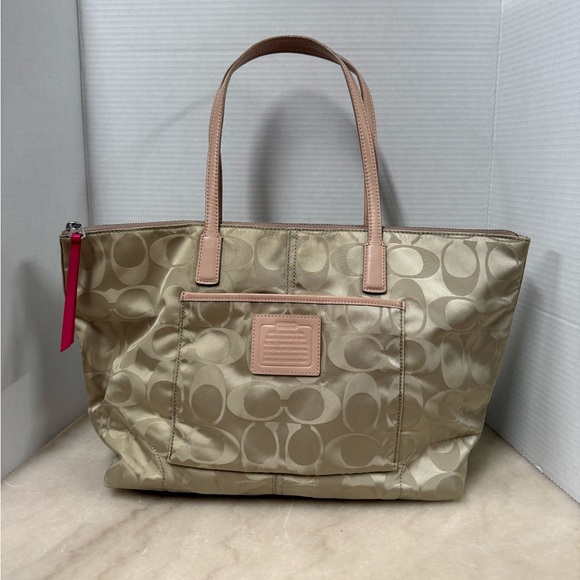 Coach Cream and Pink Tote Bag - Picture 2 of 8
